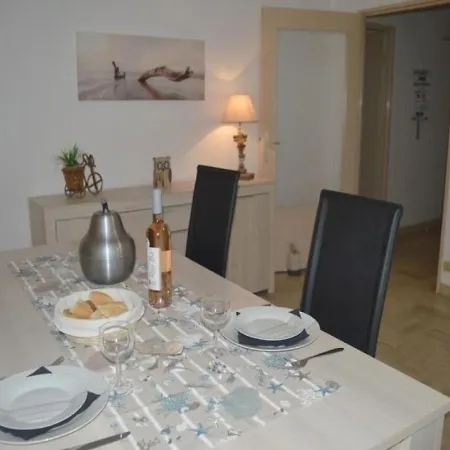 Appartement Saint-raphael, 3 Pieces, 4 Personnes - Fr-1-226a-354 *